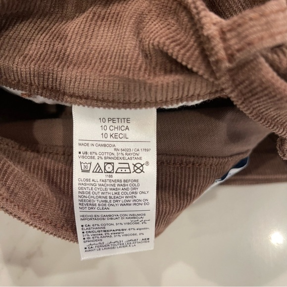 WORN ONCE! Old Navy Woman’s Higher High-Rise Flare Brown Corduroy Pants - Picture 14 of 15